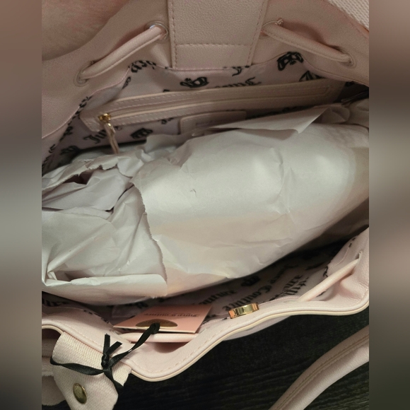 NWT JUICY Couture Retro Velour Daydreamer Cherry Tote In Pink And Cream. - Picture 8 of 13